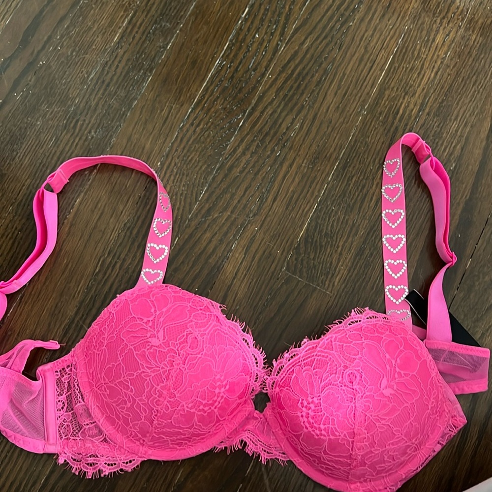 victoria’s secret glitter strap bra